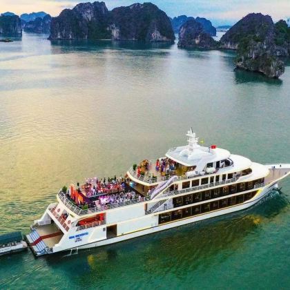 广西南宁+越南下龙湾+河内+天堂岛6日5晚跟团游