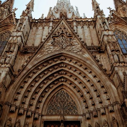 西班牙+瑞士9日8晚拼小团