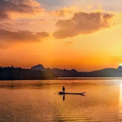 肇庆+星湖旅游景区+鼎湖山+七星岩+悦城龙母祖庙(龙母庙)+西江+砚洲岛+紫云谷5日4晚私家团