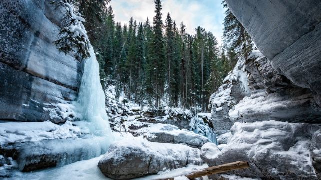 5-Day Canadian Rockies Tour from Vancouver·VIA Rail train tour | Stay in Banff and Jasper Town | More Free Days | Kamloops, Jasper, Banff, Banff National Park and Banff Gondola