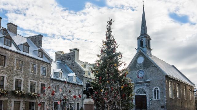 5-Day Eastern Canada Essentials Tour·Toronto, Montreal, Quebec City and Niagara Falls | YYZ Airport Pickup & Free Winter Hotel Upgrade