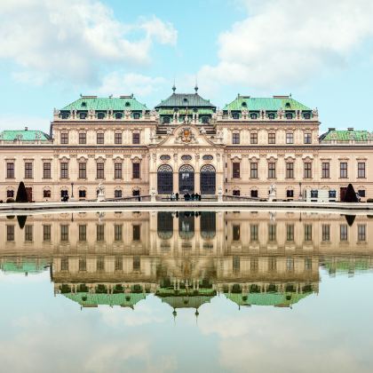 法国+意大利+瑞士+德国+奥地利+荷兰+比利时+卢森堡+列支敦士登16日跟团游