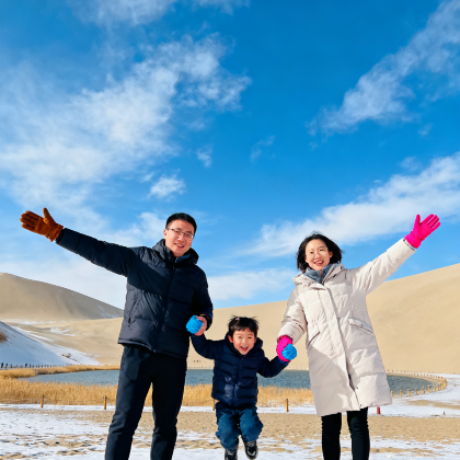 青海湖景区+茶卡盐湖+敦煌莫高窟+鸣沙山+嘉峪关+张掖8日7晚私家团