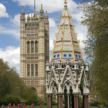 英国伦敦+剑桥+温德米尔+爱丁堡+约克+苏格兰高地+天空岛+多佛尔白色悬崖12日11晚拼小团