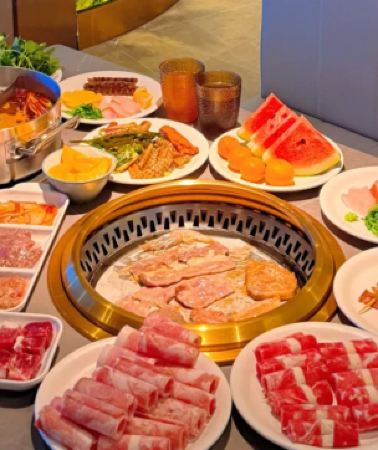 2日1晚 • 中山+江門2天團 · 《中山三大任食》【任食海鮮自助餐+鐵板燒烤肉】【任食紅燒石岐鴿宴】 【藥膳胡椒豬肚雞+任食脆肉鯇宴】