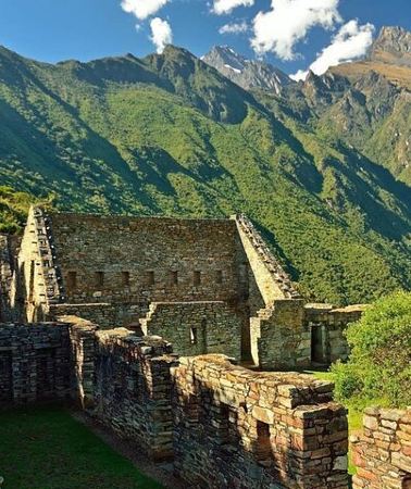 4D3N • 4 Days Guided Tour in Choquequirao Peru