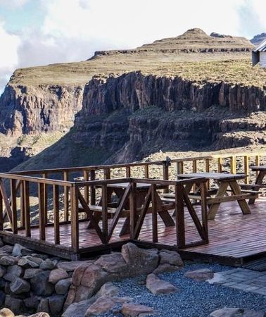 5D4N • 5 Day Lesotho Drakensberg and Safari Tour from Durban