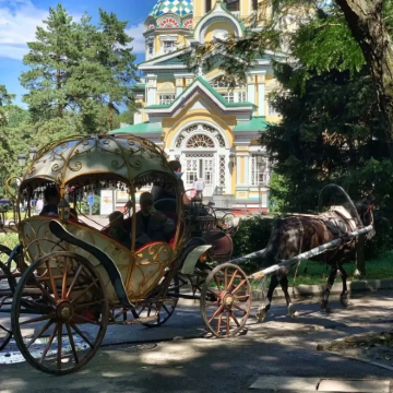 乌兹别克斯坦+哈萨克斯坦10日跟团游