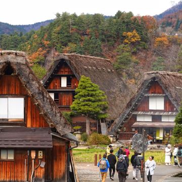 日本名古屋+下吕温泉+白川乡+飞弹高地+金泽3日2晚跟团游