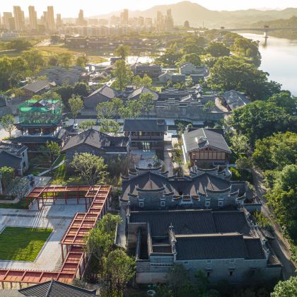 江西赣州+江南宋城历史文化旅游区+七鲤古镇度假区+三僚风水文化景区4日3晚私家团