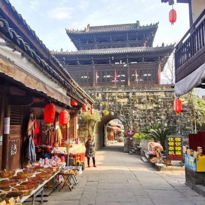 广元+广元天曌山旅游风景区+栖凤峡旅游区+皇泽寺3日2晚私家团