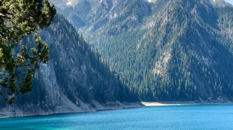 9-Day Sichuan classic panorama: Chengdu, Chongqing, Jiuzhaigou, Huanglong National Scenic Area | Private Tours·  