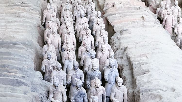 3D2N · Group Tours · On this tour, try Hanfu styling, savor Lintong's local flavors, wander the ancient City Wall, marvel at the Terracotta Army, and delve into the grandeur of Tang Dynasty culture.