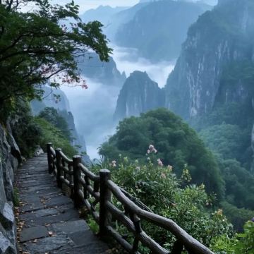 河南洛阳+黄河小浪底水利枢纽风景区+龙潭大峡谷+少林寺+龙门石窟5日4晚私家团