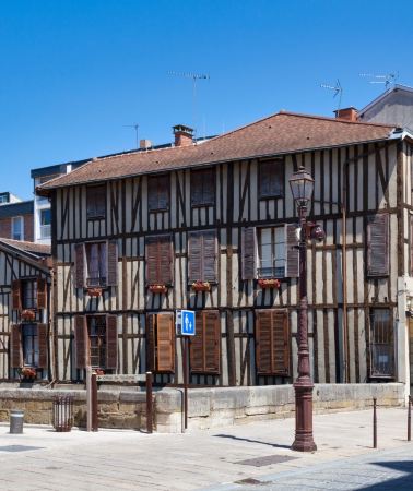 10D9N • Paris, Burgundy, Italy, Switzerland and Alsace