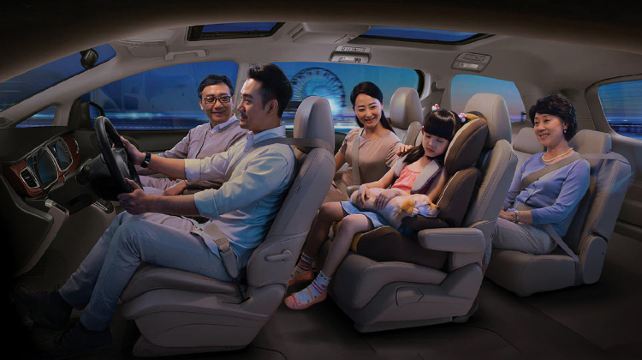 5-Day Epic China Zhangjiajie Adventure Private Tour·Zhangjiajie National Forest Park, Bailong Elevator, Tianmen Mountain and Phoenix Ancient Town