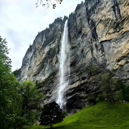 德国+瑞士7日6晚拼小团