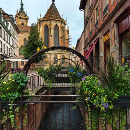 巴黎+斯特拉斯堡+科尔马5日4晚自由行