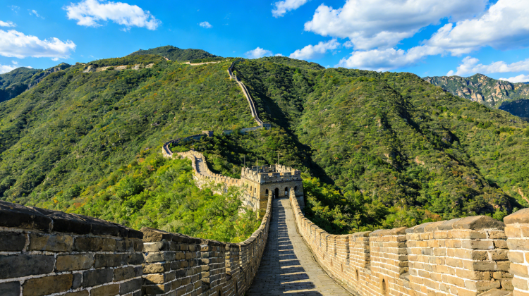 8D7N · Group Tours · Explore Iconic China in Small Group: Imperial & Modern Wonders·Discover the Timeless Allure of China: An 8-day journey through Beijing, Xi'an, and Shanghai. It's culture, cuisine, and unforgettable moments that you can cross off your bucket list—all in one epic escape.