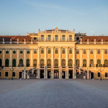 布达佩斯+维也纳+慕尼黑2日1晚跟团游