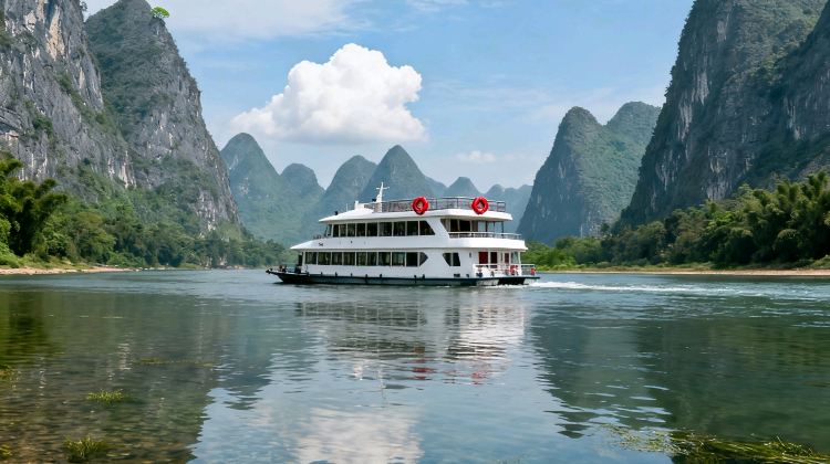 2D1N · Group Tours ·  'Only for International Tourist' Guilin + Yangshuo Li River & Yulong River: Where Majestic Karst Meets Idyllic Countryside