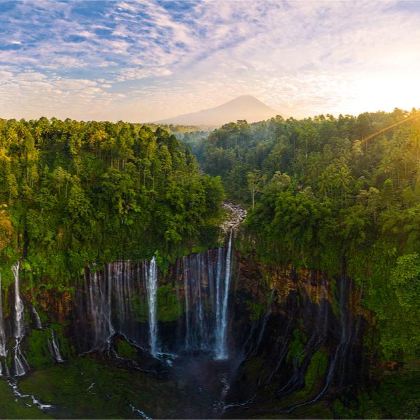 印度尼西亚泗水+Tumpak Sewu Waterfall+布罗莫火山+伊真火山4日3晚私家团