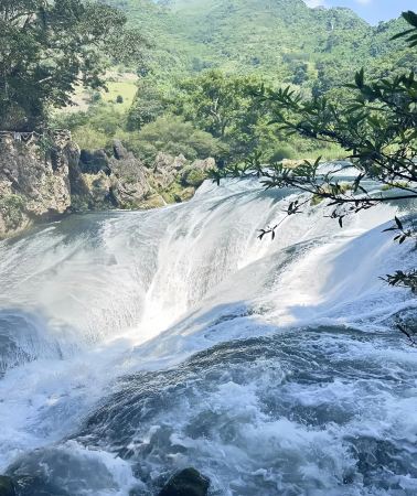 6D5N • Guizhou Guiyang + Zhijin Cave + Wumeng Grassland + Xingyi + Maling River