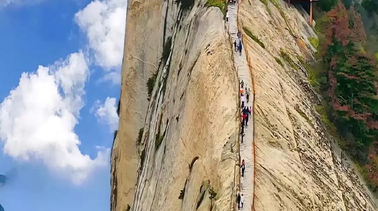 9D8N · Private Tours · Private Exclusive Tour & No Stranger Sharing & Custom Itinerary & Hukou Waterfall of the Yellow River + Mount Hua + Ganquan Canyon + Terracotta Warriors DIY Experience