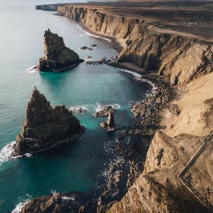 英国爱丁堡+因弗内斯+天空岛+苏格兰高地+斯特灵6日5晚私家团