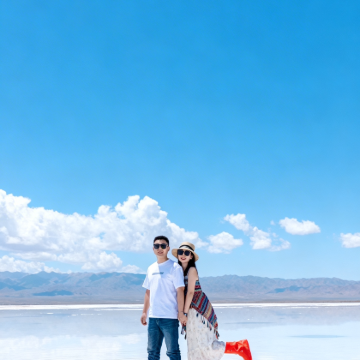 青海湖景区+茶卡盐湖+莫高窟+张掖七彩丹霞旅游景区7日6晚自由行