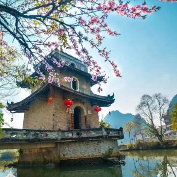 崇左+德天瀑布+明仕田园+通灵峡谷+鹅泉+峒那屿湾景区3日2晚私家团