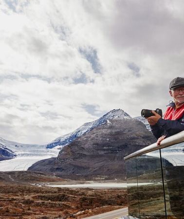 2D1N • Small Group 2 Days Tour Icefield Lake Louise and Moraine