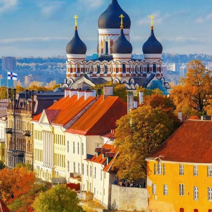 芬兰赫尔辛基+波尔沃古城+萨翁林纳奥拉维城堡+瑞典斯德哥尔摩8日7晚拼小团