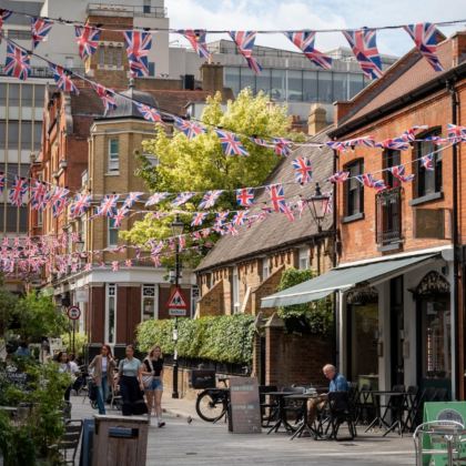 英国伦敦+剑桥+温德米尔+爱丁堡+约克+苏格兰高地+天空岛11日10晚私家团