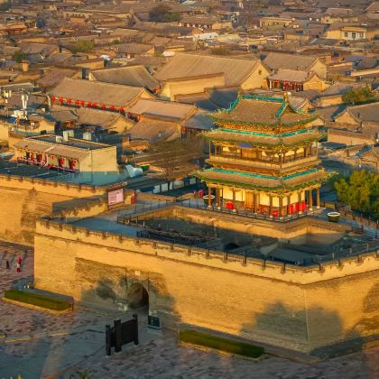 山西太原+运城+云冈石窟+五台山+山西王家大院+山西黄河壶口瀑布旅游区+万荣县飞云楼景区+永乐宫+广仁王庙10日9晚跟团游