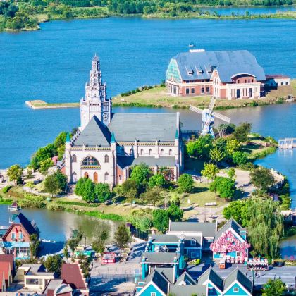 盐城中华麋鹿园+丹顶鹤湿地生态旅游区+安徒生童话乐园4日3晚私家团