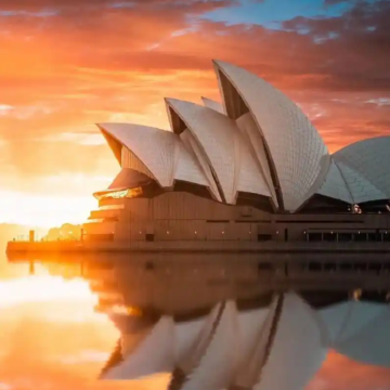 澳大利亚悉尼+堪培拉+杰维斯湾+猎人谷花园+斯蒂芬斯港观海豚巡游+蓝山国家公园10日8晚私家团