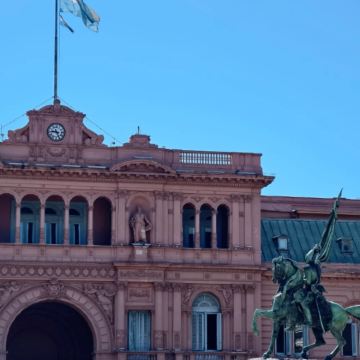 布宜诺斯艾利斯+乌斯怀亚+佩里托莫雷诺冰川7日6晚私家团