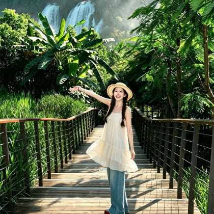 广西南宁+崇左+德天瀑布+明仕田园+百色+钦州三娘湾+北海+涠洲岛8日7晚拼小团