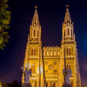 山东济南+曲阜三孔景区+泰山4日3晚跟团游