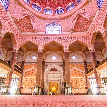 马来西亚吉隆坡+兰卡威+槟城8日7晚跟团游