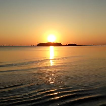 防城港+江山半岛+白浪滩+怪石滩+月亮湾景区+红树林观海广场+北部湾海洋文化公园+钦州+三娘湾+犀丽湾+钦州园博园6日5晚私家团