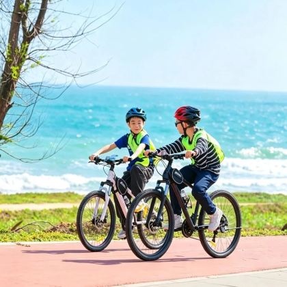 户外活动·海南6日骑行亲子营|每半天骑行15km|冲浪体验|野趣赶海|南海博物馆|航天发射塔架参观|自采海鲜餐|观摘椰技艺|摄影师跟拍|5钻度假型酒店「4段精华路线70km骑行挑战+保障车随行+专业教练团队」