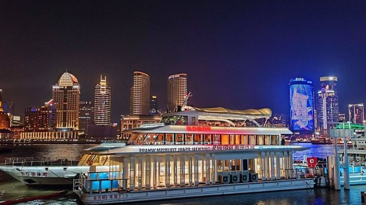 14-Day China Small Group Family Adventure Tour from Beijing to Shanghai: Pandas, Palaces, Warriors, Great Wall & Yangtze River Cruise