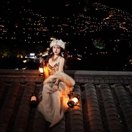 贵州贵阳+黄果树+荔波+西江千户苗寨+镇远+梵净山6日5晚跟团游