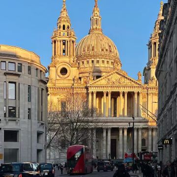 圣保罗+蝙蝠侠胡同+圣保罗艺术博物馆+圣保罗主教座堂3日2晚跟团游