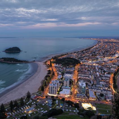 新西兰南岛+北岛14日12晚私家团