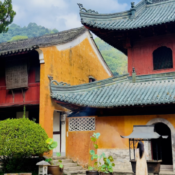 台州天台山景区+天台山大瀑布+国清景区2日1晚跟团游