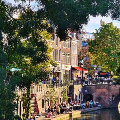 冰岛+比利时+德国+荷兰+卢森堡12日10晚私家团