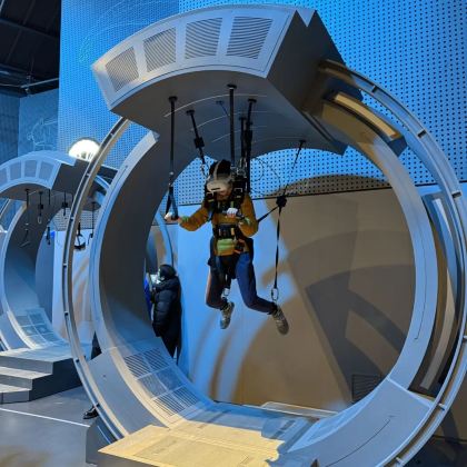 博物馆讲解·上海科技馆+奇骥奔腾双展联票+上海科技馆2小时讲解半日亲子营，【双展门票+讲解】，沉浸【科学+文化】盛宴